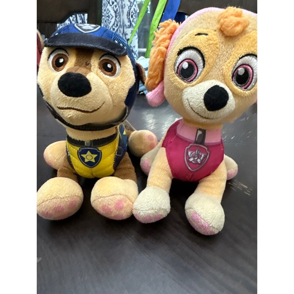 Paw Patrol Chase and Skye Plush Stuffed Animal Toy Set 7 Inch Spin Master